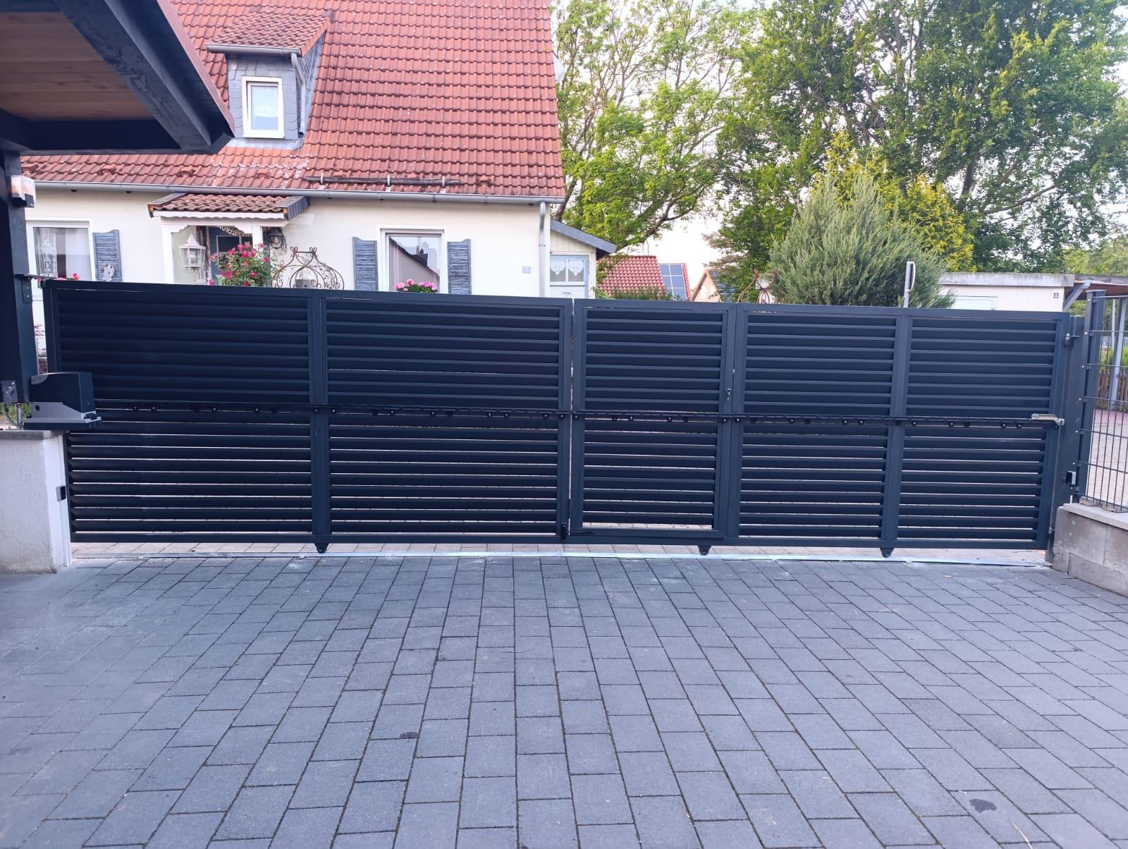 Projekt 42 – Eingangstüren